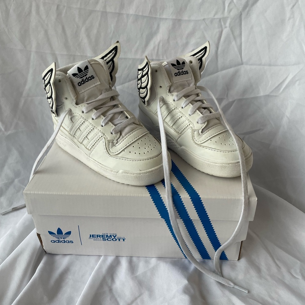 Adidas Jeremy Scott Wings 4.0 Size 8